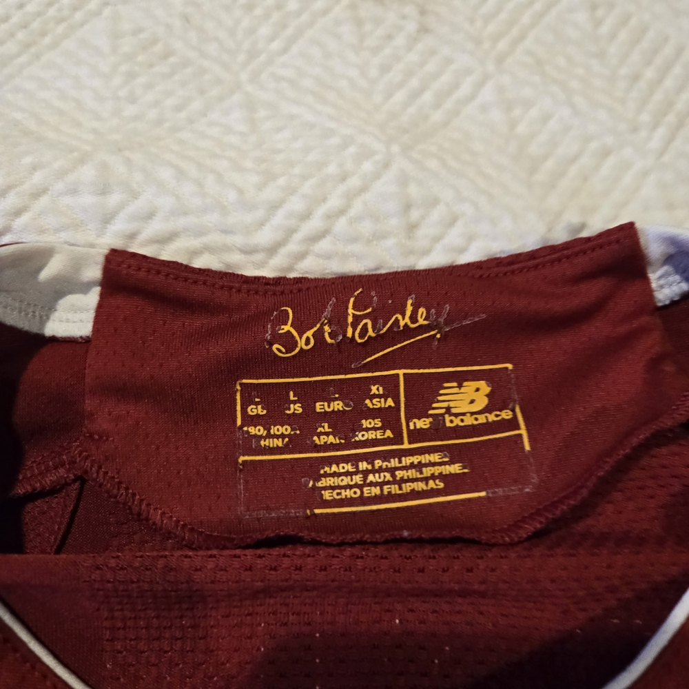 2019 Liverpool FC Soccer Jersey - Mohamed Salah - Picture 3 of 7